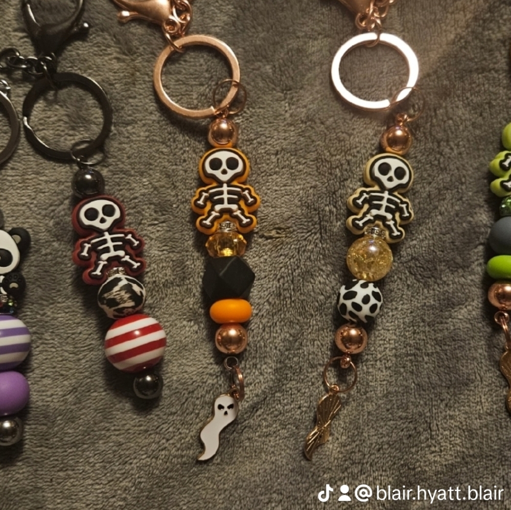 Hand made keychains - Picture 4 of 10